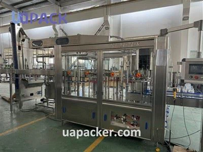 Machine de remplissage de jus PET